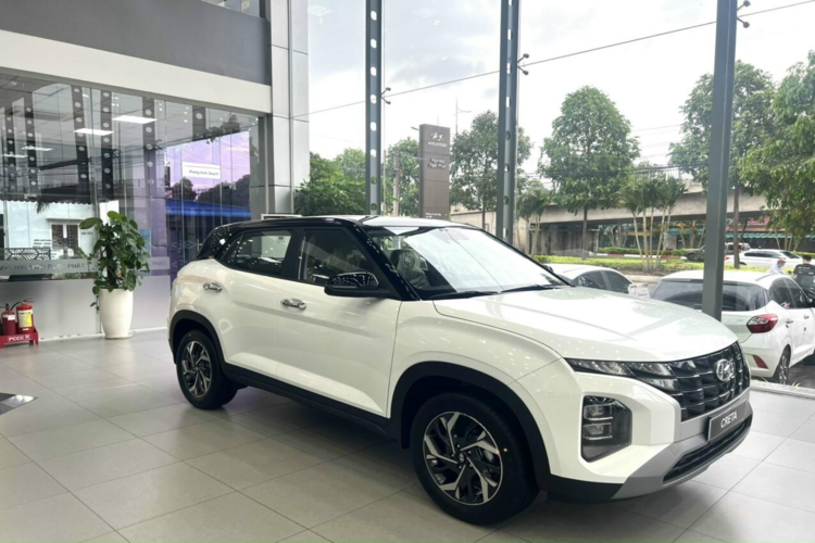 PeeYesYem Hyundai